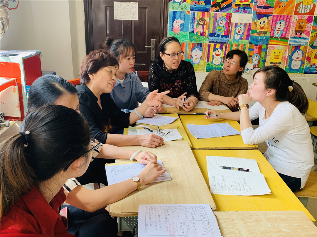 E:\雜項(xiàng)\稿費(fèi)\2019\4月份修改后的\象湖小學(xué)部語(yǔ)文老師集體備課\小學(xué)部集體備課照片2019.4.9\微信圖片_20190409194642.jpg E:\雜項(xiàng)\稿費(fèi)\2019\4月份修改后的\象湖小學(xué)部語(yǔ)文老師集體備課\小學(xué)部集體備課照片2019.4.9\微信圖片_20190409194642.jpg