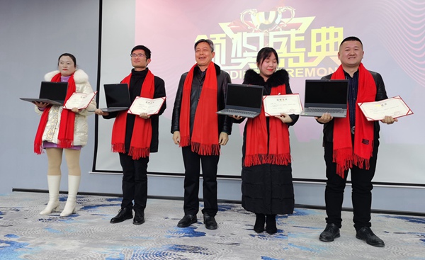 工商1_副本_副本.jpg 工商1_副本_副本.jpg