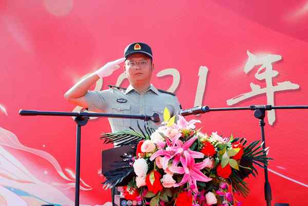 技工2.jpg 技工2.jpg