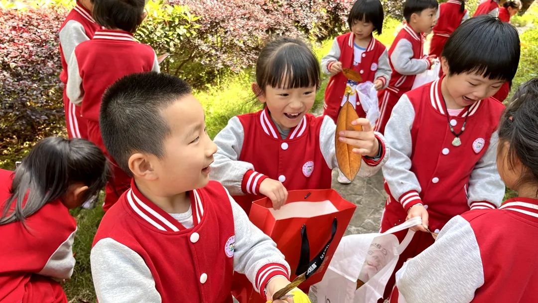 99b2aec2e58e017a8d021bfb83b72982.jpg 99b2aec2e58e017a8d021bfb83b72982.jpg