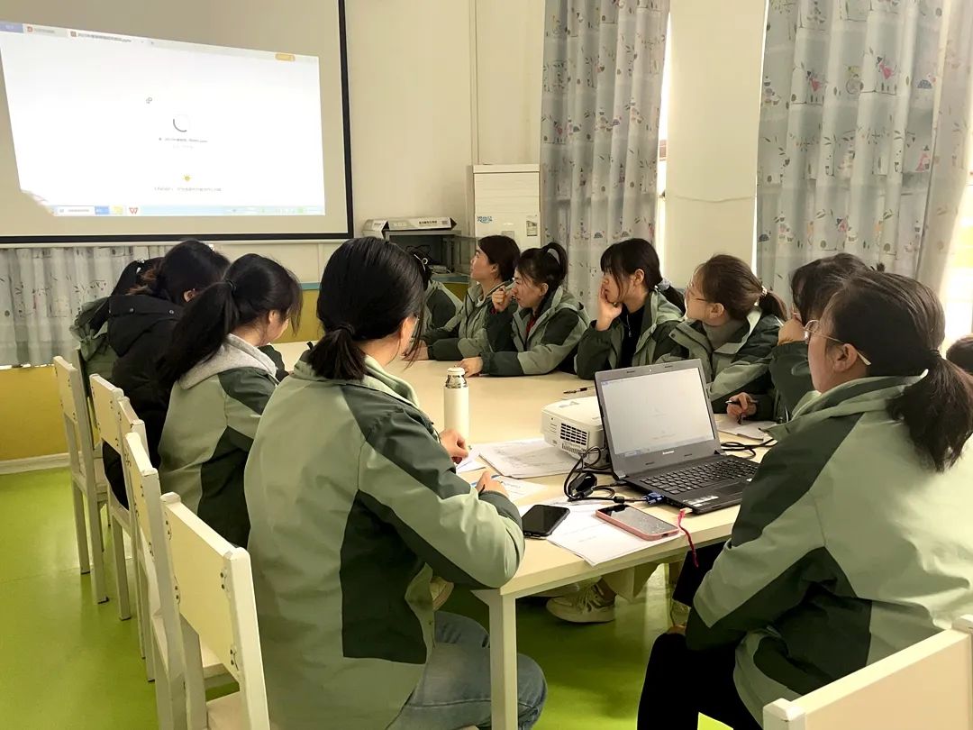 b9dd7f0e30a459a74e3b8bc5630e3460.jpg b9dd7f0e30a459a74e3b8bc5630e3460.jpg